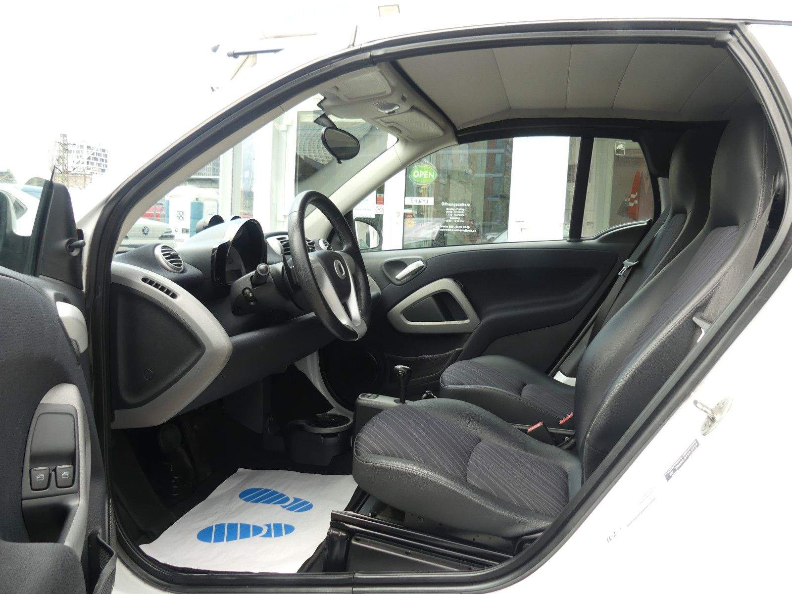 SMART ForTwo Cabrio Schaltwippen Automatik Klimaaut.