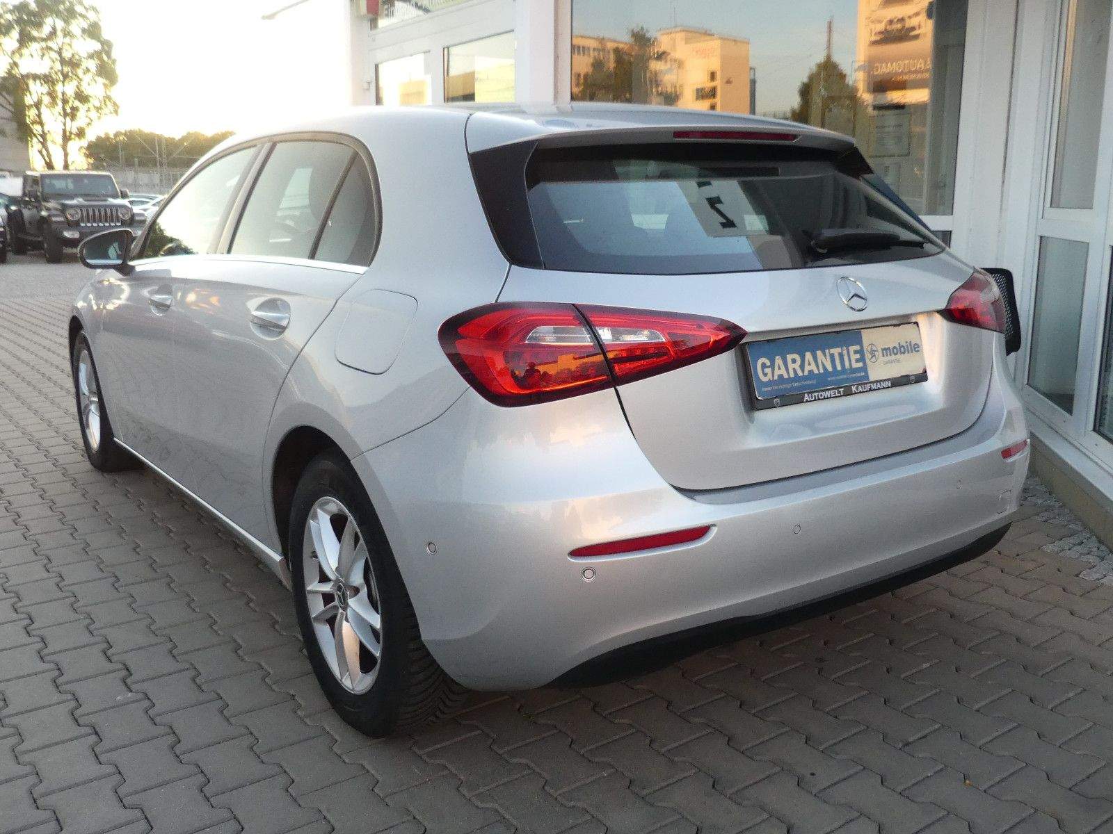 MERCEDES-BENZ A 180d Navi Kamera Temp. Aut.