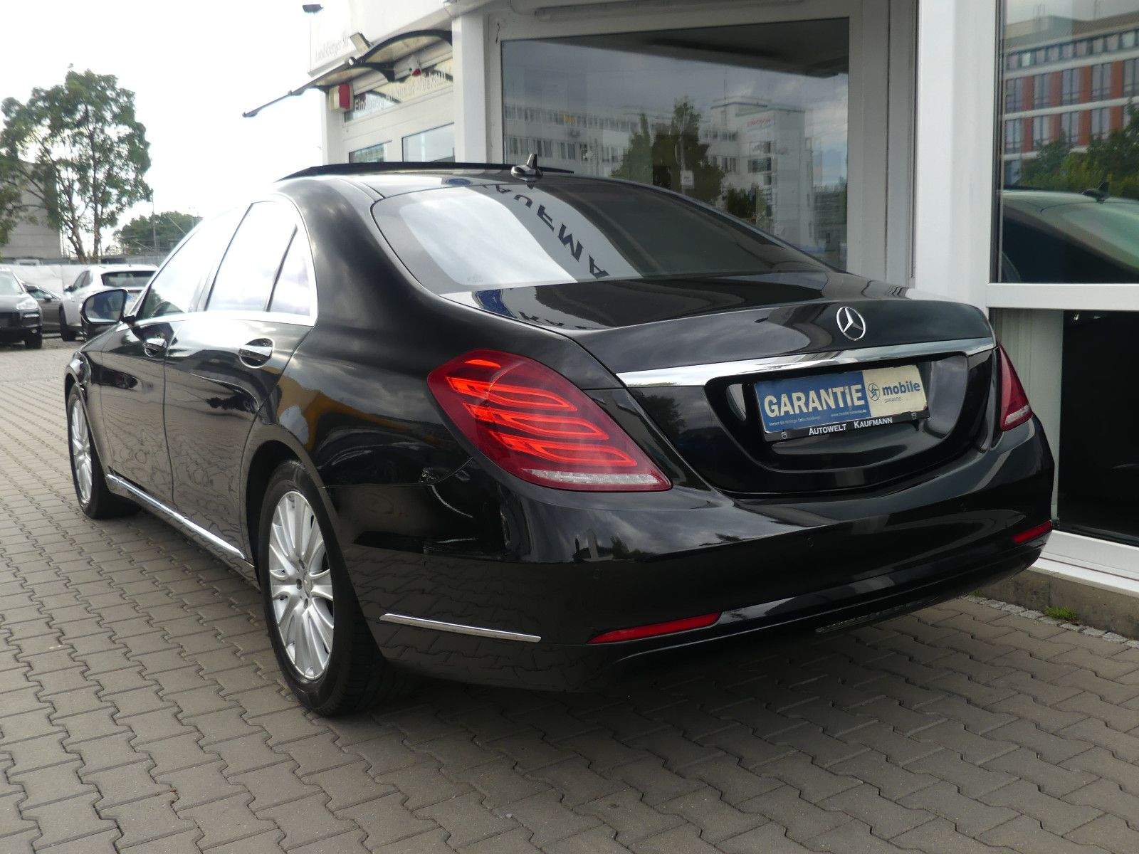 MERCEDES-BENZ S350D BlueTec 4-Matic LED+ Pano 360° HUD Burmest