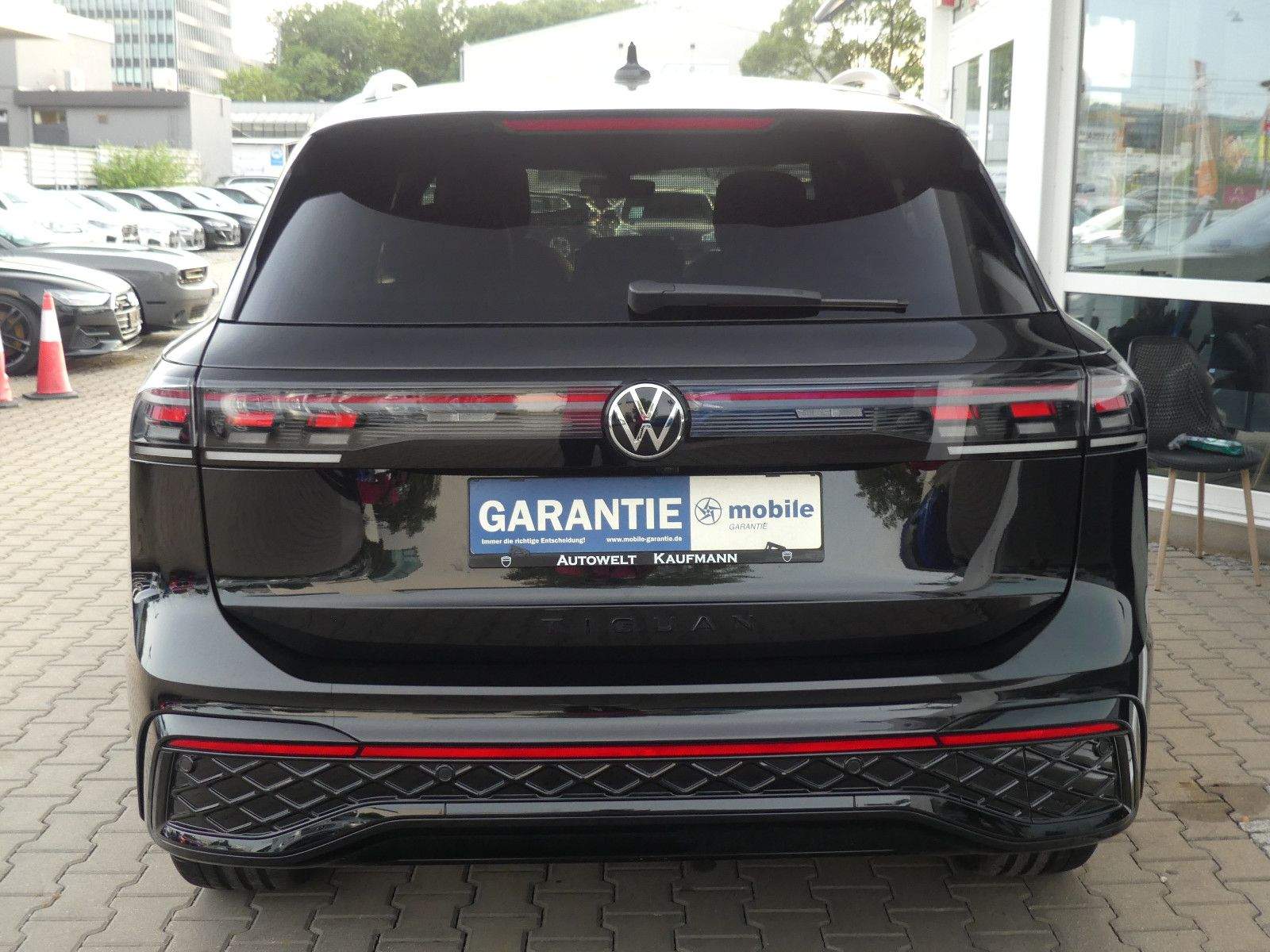 VW Tiguan 4M R-Line Pano HUD AHK H&K STANDH AHK 20"