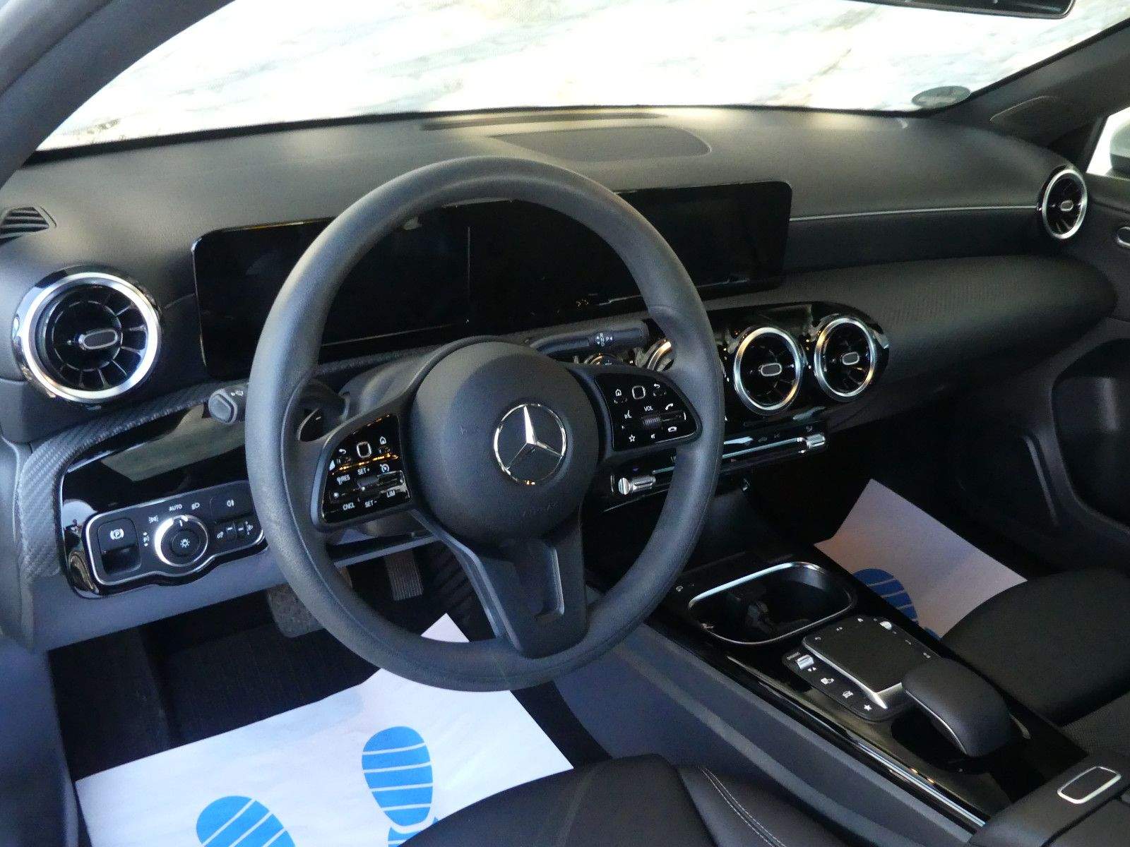 MERCEDES-BENZ A 180d Navi Kamera Temp. Aut.