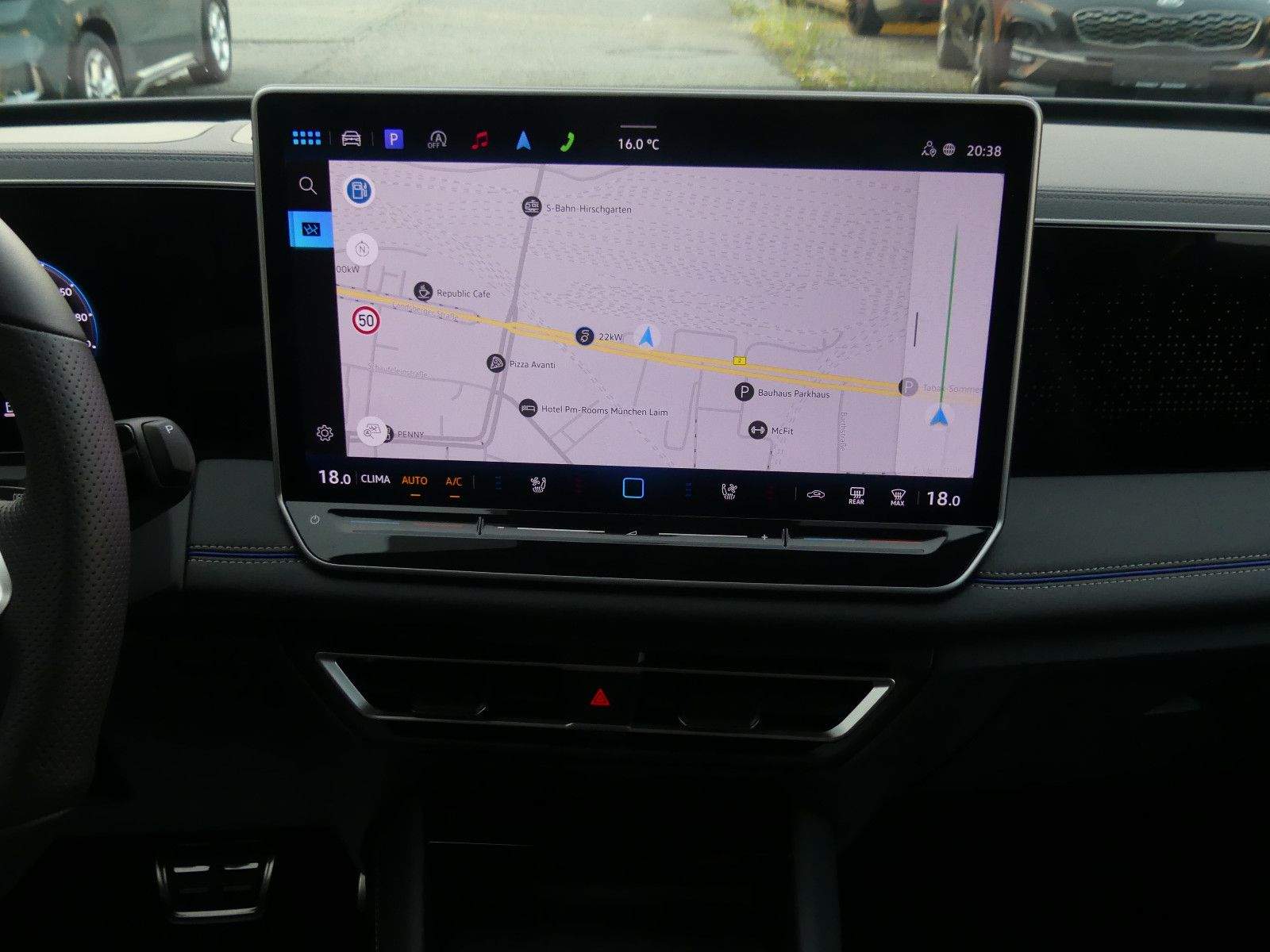 VW Tiguan 4M R-Line Pano HUD AHK H&K STANDH AHK 20"