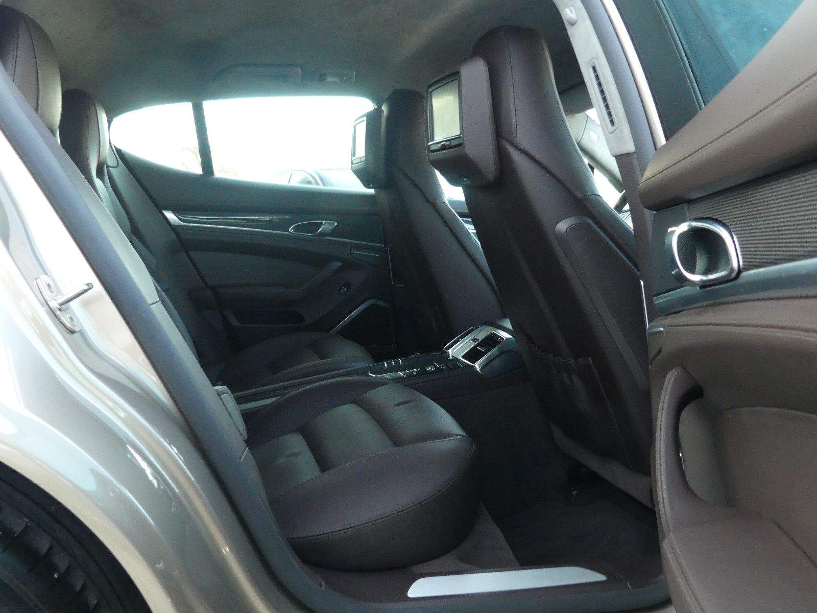 PORSCHE Panamera Diesel Keramik Burmester Fond-DVD 360°C