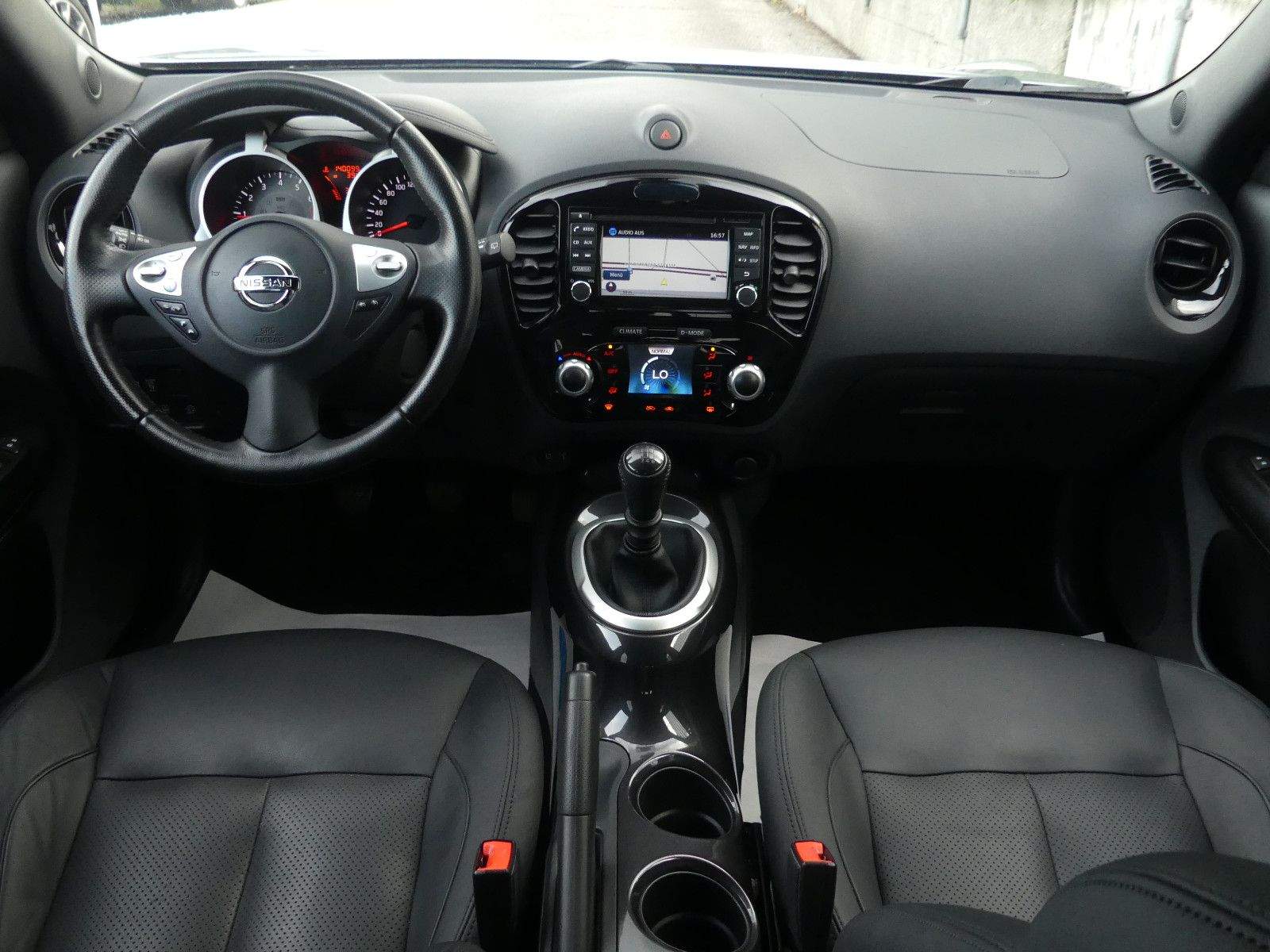 NISSAN Juke Tekna 360° Kamera Navi Bluethooth