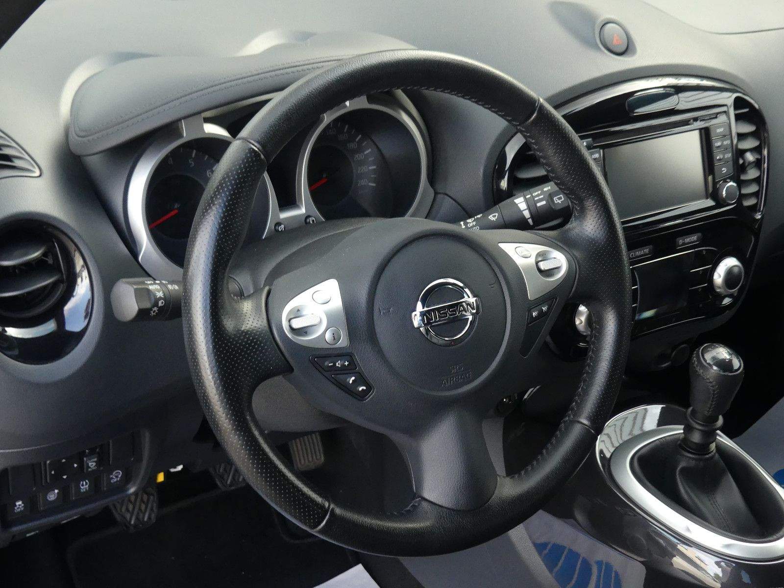 NISSAN Juke Tekna 360° Kamera Navi Bluethooth