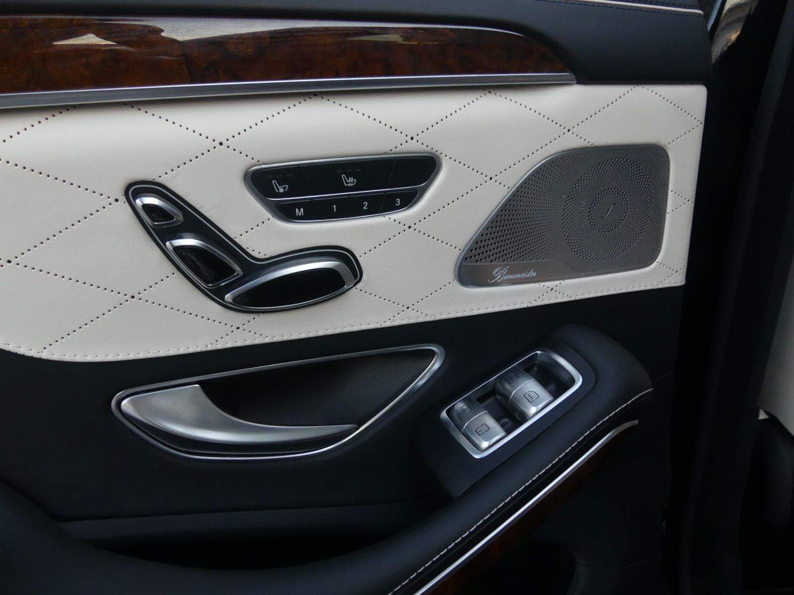 MERCEDES-BENZ S350D BlueTec 4-Matic LED+ Pano 360° HUD Burmest