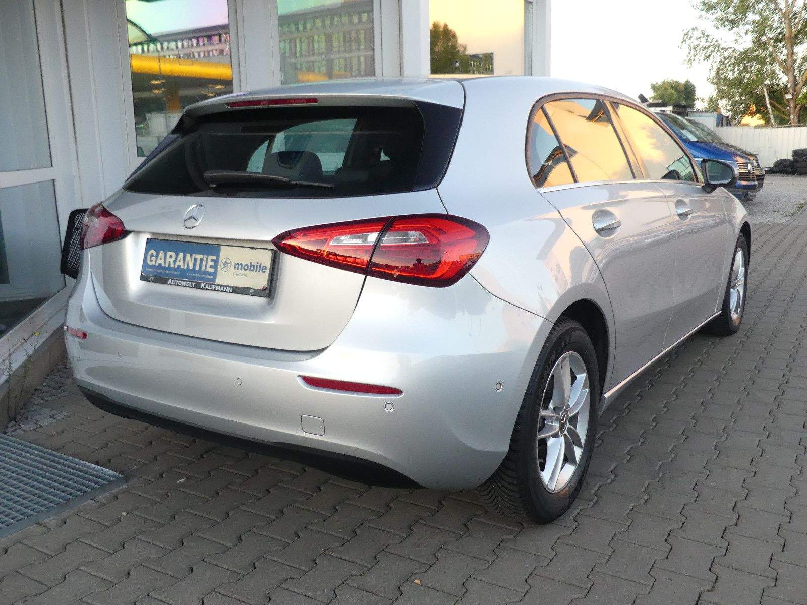 MERCEDES-BENZ A 180d Navi Kamera Temp. Aut.