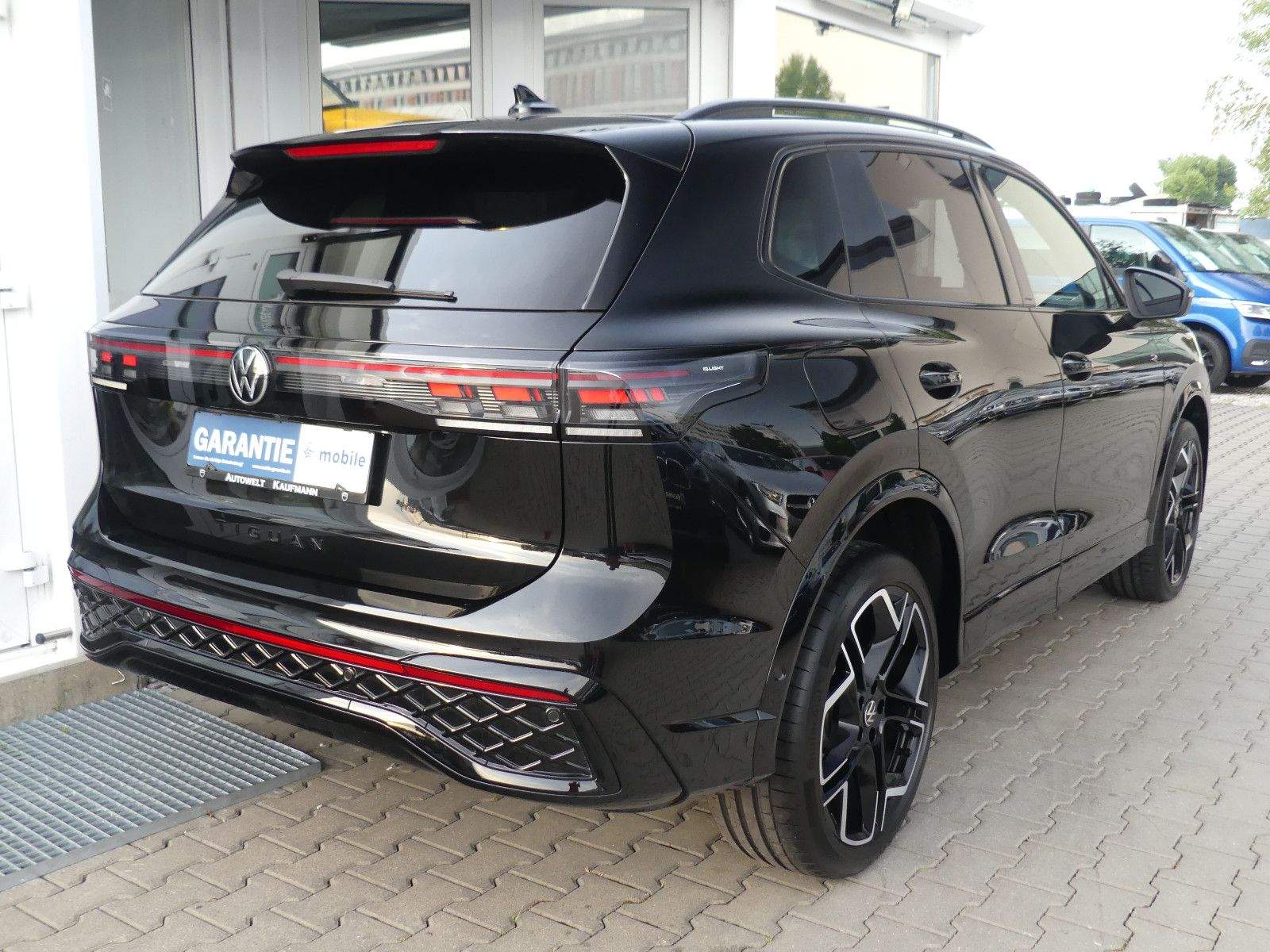 VW Tiguan 4M R-Line Pano HUD AHK H&K STANDH AHK 20"