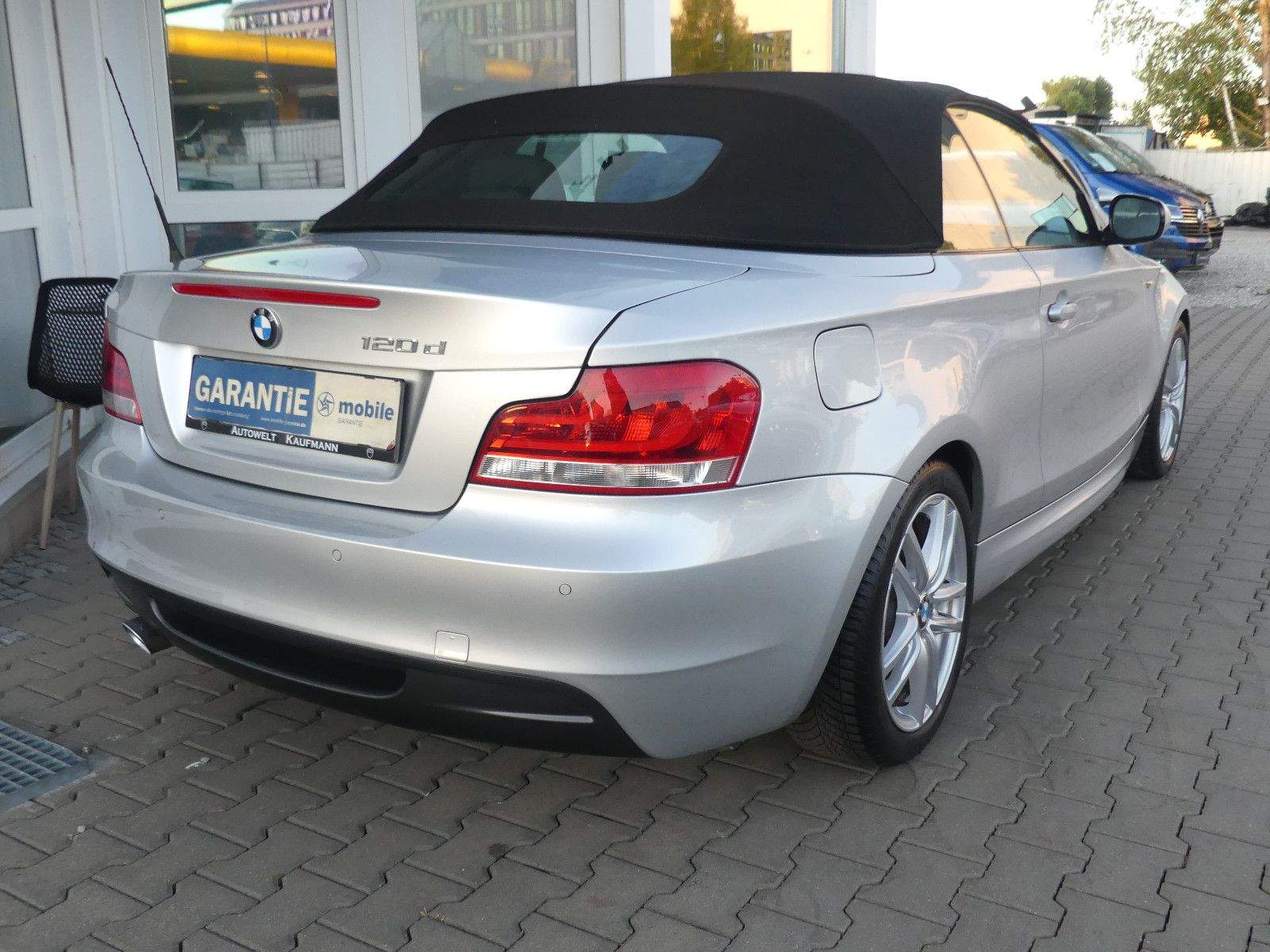 BMW 120d Cabrio M-Sport PDC Temp. Alarm
