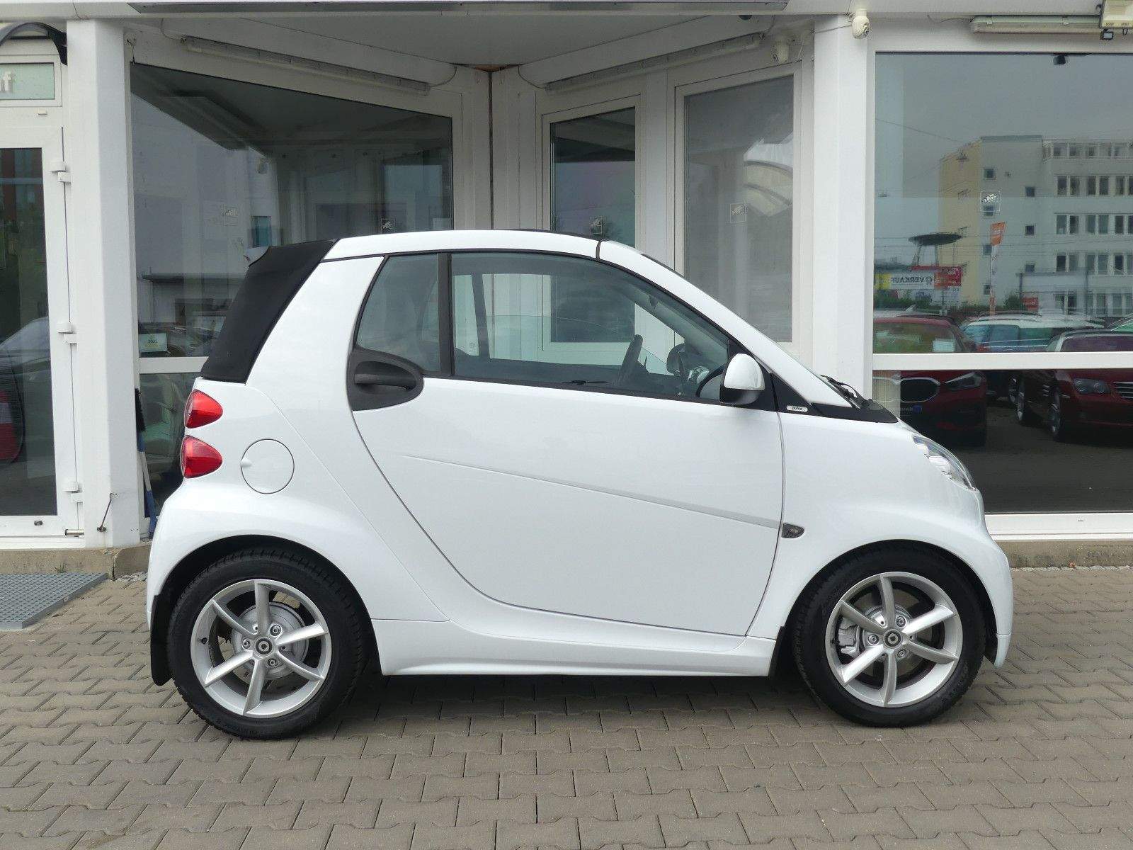 SMART ForTwo Cabrio Schaltwippen Automatik Klimaaut.