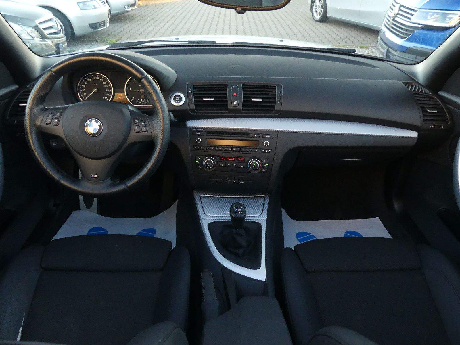 BMW 120d Cabrio M-Sport PDC Temp. Alarm