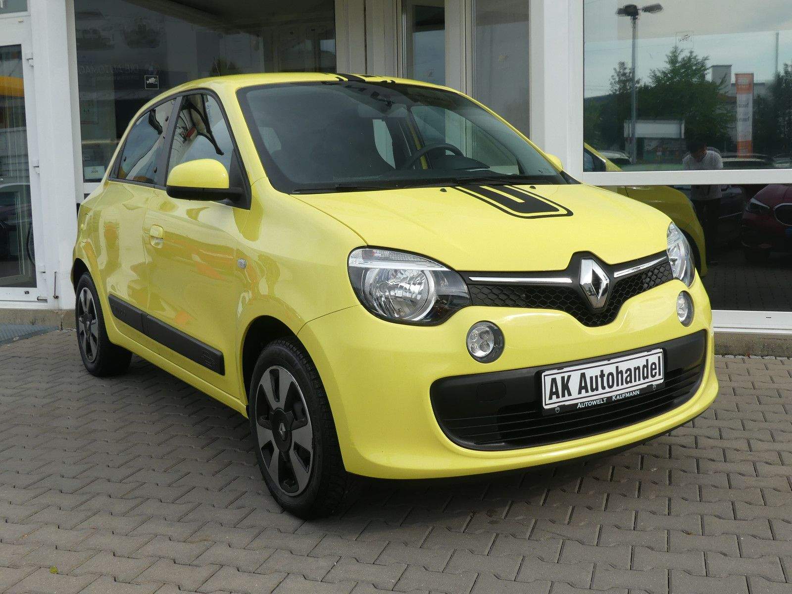 RENAULT Twingo Expression Klima LED DAB Bluetooth Isofix