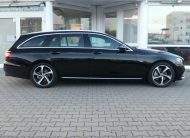 MERCEDES-BENZ E 220D Avantgarde Sport Style LED Kam. Navi.