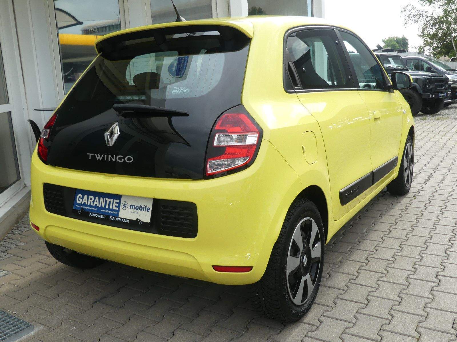 RENAULT Twingo Expression Klima LED DAB Bluetooth Isofix