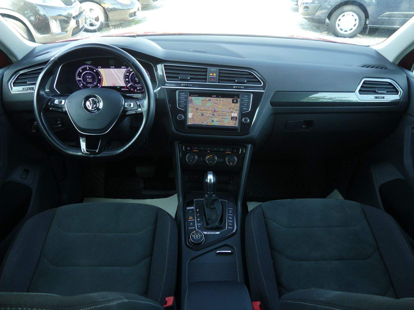 VW Tiguan Highl Offr 4M LED ACC HUD AHK Pano Standh