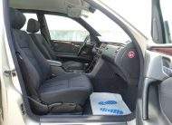 MERCEDES-BENZ E 320 Limousine Automatik Elegance Xenon