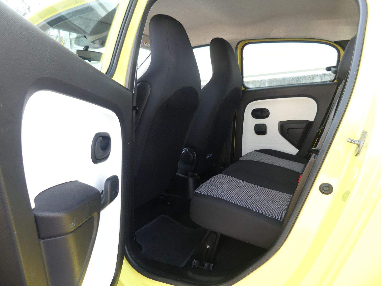 RENAULT Twingo Expression Klima LED DAB Bluetooth Isofix