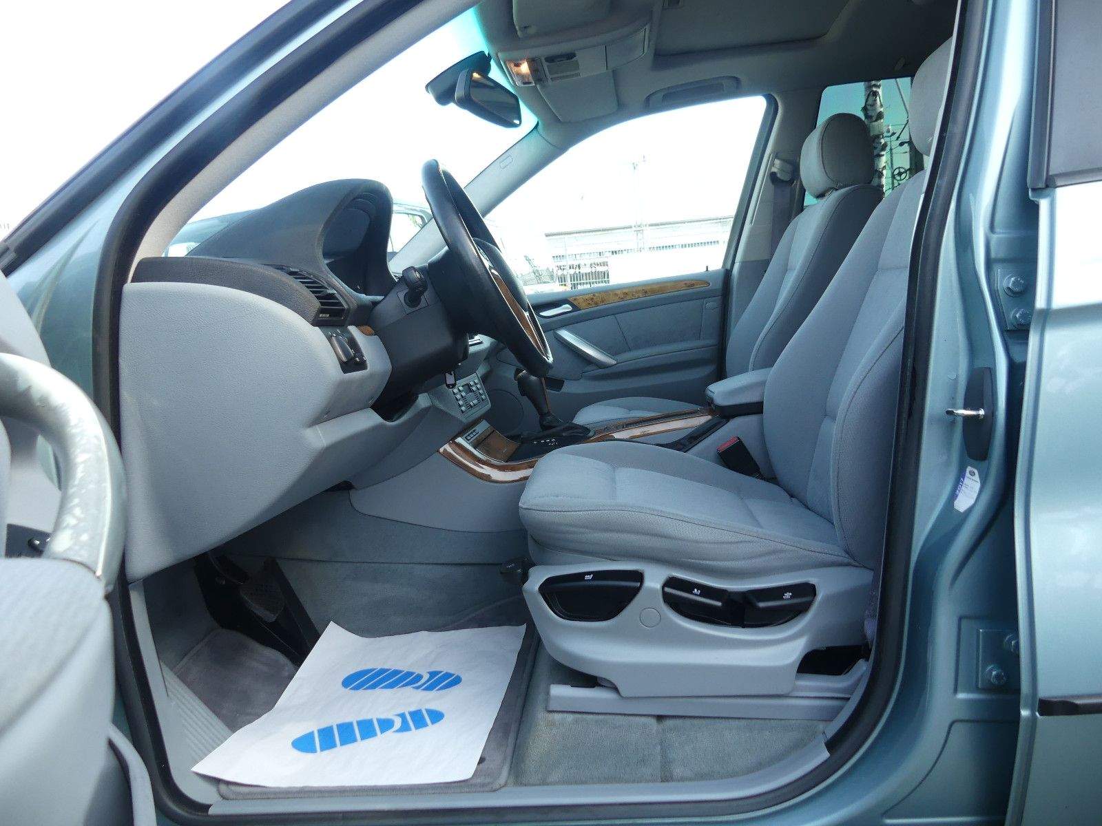BMW X5 3.0i Automatik Allrad Xenon Kam. Tempo. Navi.