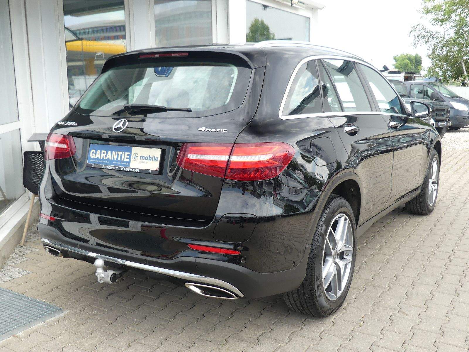 MERCEDES-BENZ GLC 350e 4Matic AMG LED ACC PDC AHK Volleder