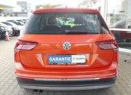 VW Tiguan Highl Offr 4M LED ACC HUD AHK Pano Standh
