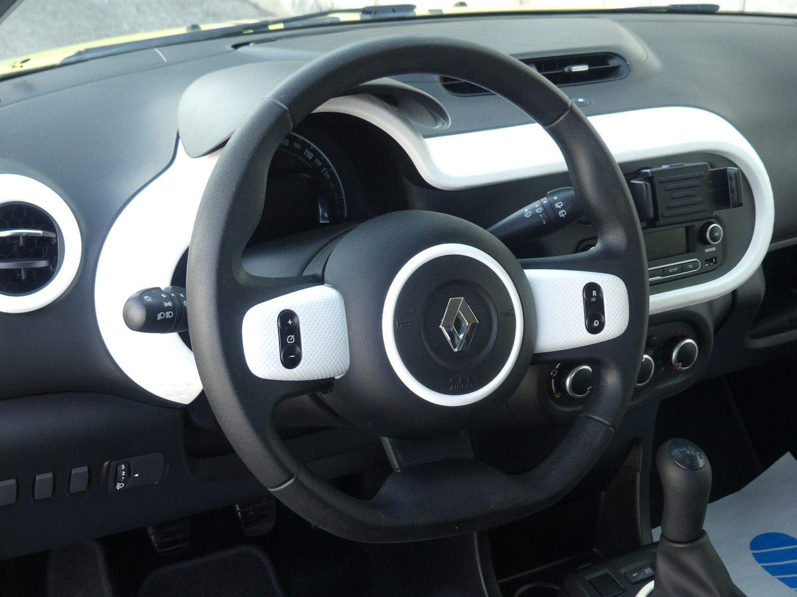 RENAULT Twingo Expression Klima LED DAB Bluetooth Isofix