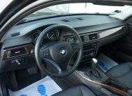 BMW 320i Lim. Automatik PDC AHK Leder Temp Wenig Km