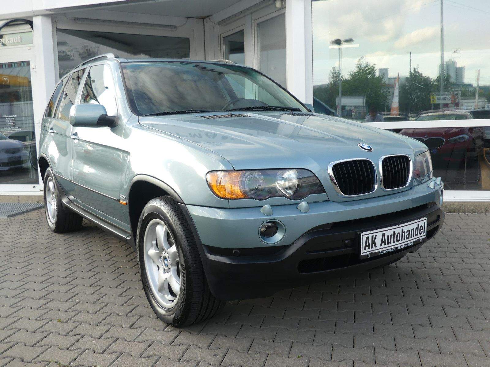 BMW X5 3.0i Automatik Allrad Xenon Kam. Tempo. Navi.