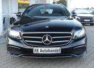 MERCEDES-BENZ E 220D Avantgarde Sport Style LED Kam. Navi.