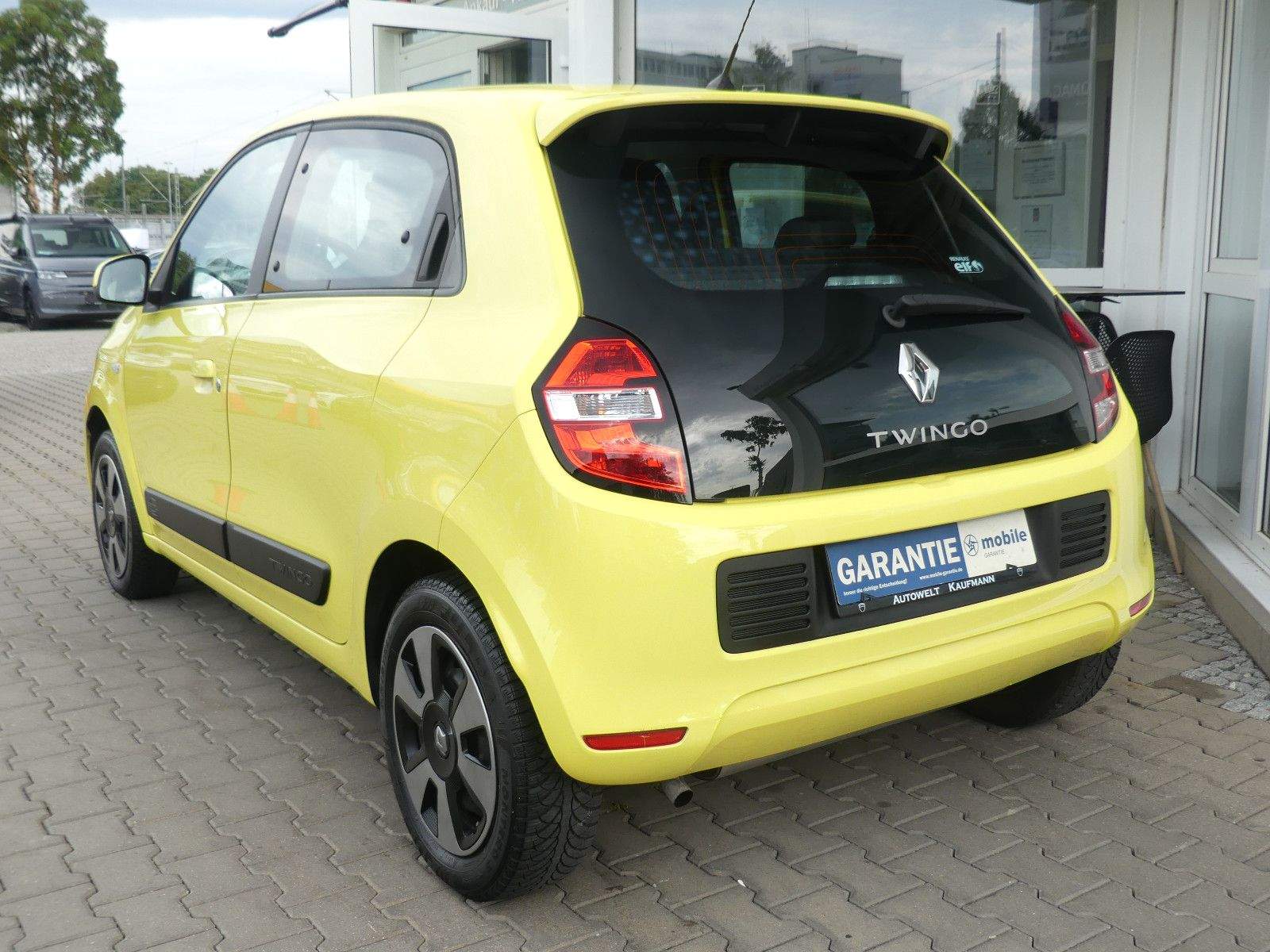 RENAULT Twingo Expression Klima LED DAB Bluetooth Isofix