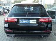 MERCEDES-BENZ E 220D Avantgarde Sport Style LED Kam. Navi.